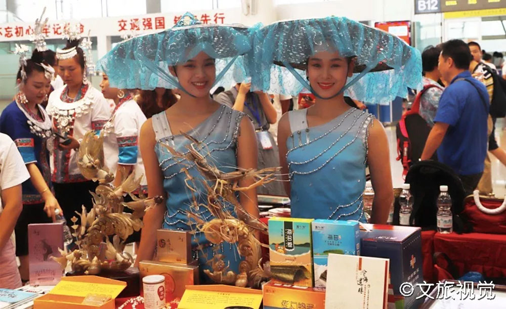 搭乘首發(fā)高鐵，海真珠珍珠粉抵達東方明珠